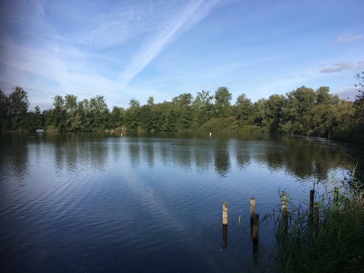 Voel Je Thuis 兹沃勒 外观 照片