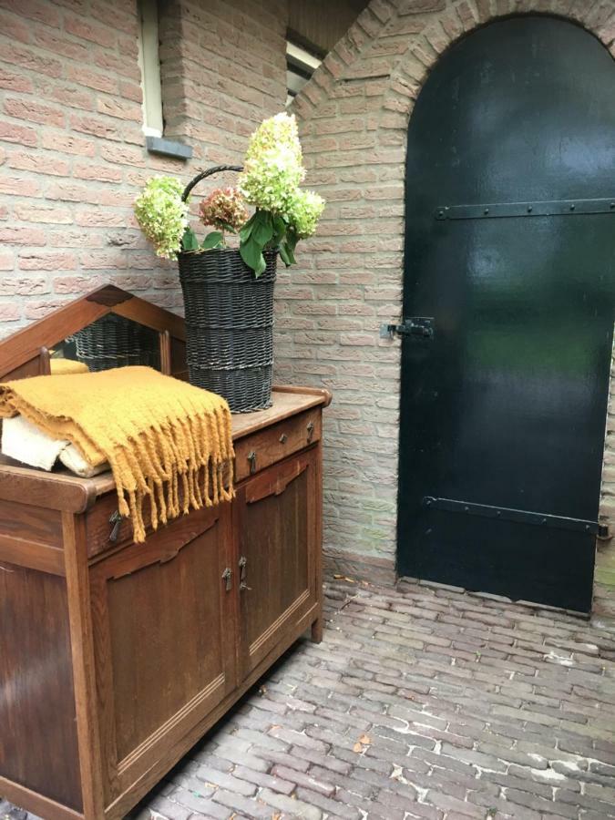 Voel Je Thuis 兹沃勒 外观 照片